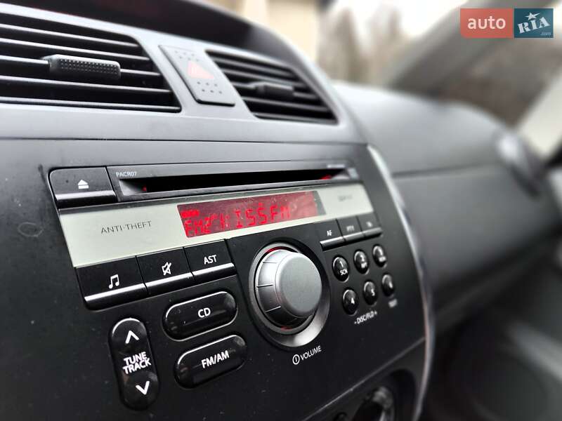 Хэтчбек Suzuki SX4 2009 в Киеве