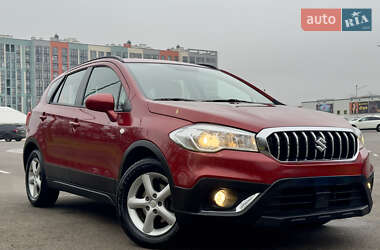 Внедорожник / Кроссовер Suzuki SX4 2016 в Киеве