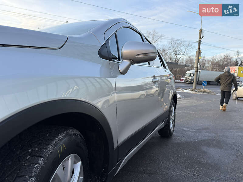 Внедорожник / Кроссовер Suzuki SX4 2020 в Тернополе