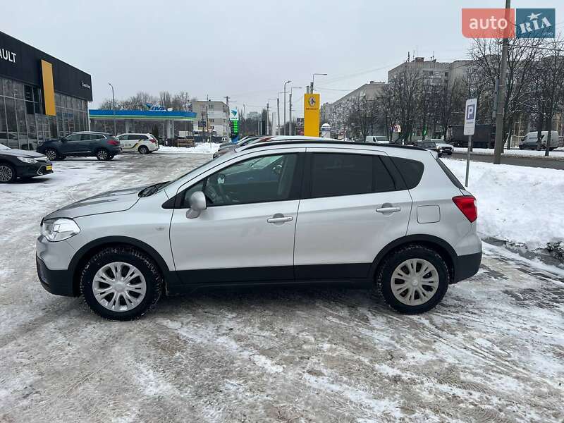 Внедорожник / Кроссовер Suzuki SX4 2019 в Полтаве