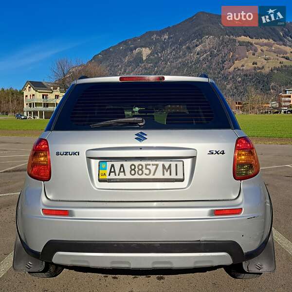 Внедорожник / Кроссовер Suzuki SX4 2012 в Киеве