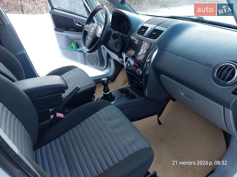 Внедорожник / Кроссовер Suzuki SX4 2012 в Ивано-Франковске