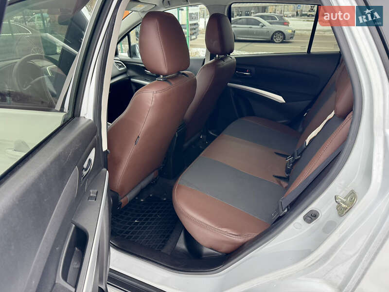 Внедорожник / Кроссовер Suzuki SX4 2017 в Киеве фото 59 Внедорожник / Кроссовер Suzuki SX4 2017 в Киеве