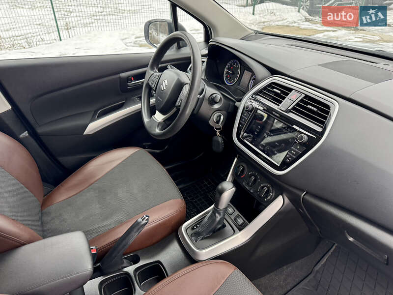 Внедорожник / Кроссовер Suzuki SX4 2017 в Киеве фото 70 Внедорожник / Кроссовер Suzuki SX4 2017 в Киеве