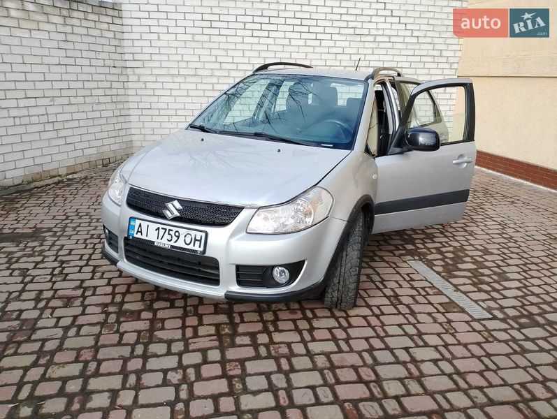 Внедорожник / Кроссовер Suzuki SX4 2012 в Киеве
