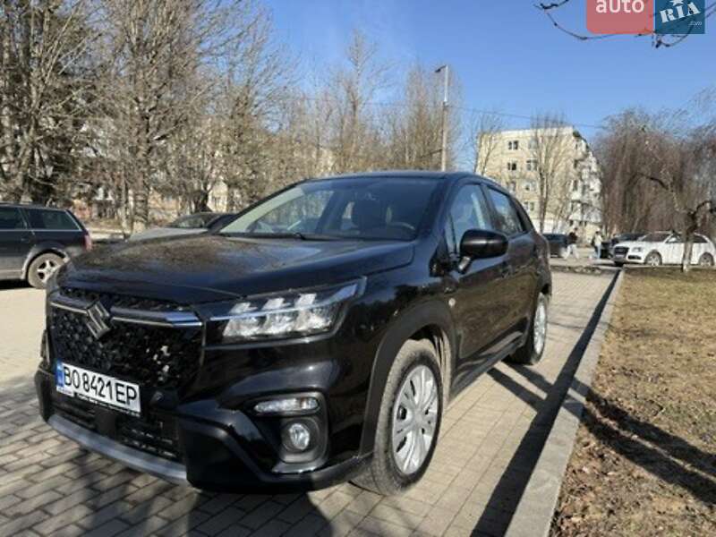 Внедорожник / Кроссовер Suzuki SX4 2024 в Тернополе