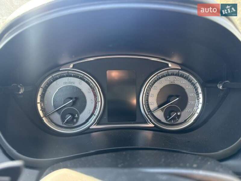 Внедорожник / Кроссовер Suzuki SX4 2024 в Тернополе