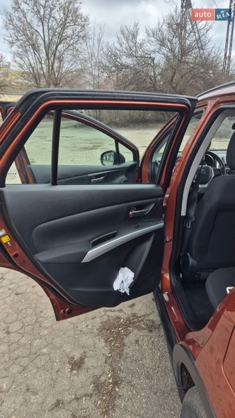 Внедорожник / Кроссовер Suzuki SX4 2017 в Желтых Водах фото 13 Внедорожник / Кроссовер Suzuki SX4 2017 в Желтых Водах