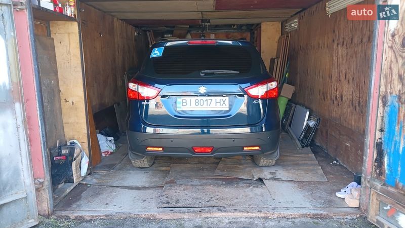 Внедорожник / Кроссовер Suzuki SX4 2021 в Полтаве