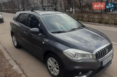 Внедорожник / Кроссовер Suzuki SX4 2017 в Киеве