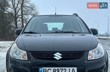 Внедорожник / Кроссовер Suzuki SX4 2014 в Львове