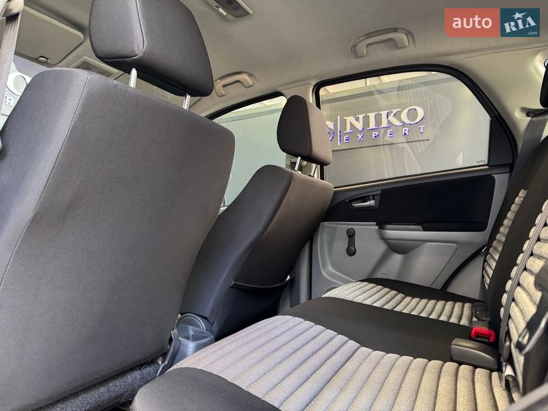 Внедорожник / Кроссовер Suzuki SX4 2013 в Киеве фото 27 Внедорожник / Кроссовер Suzuki SX4 2013 в Киеве