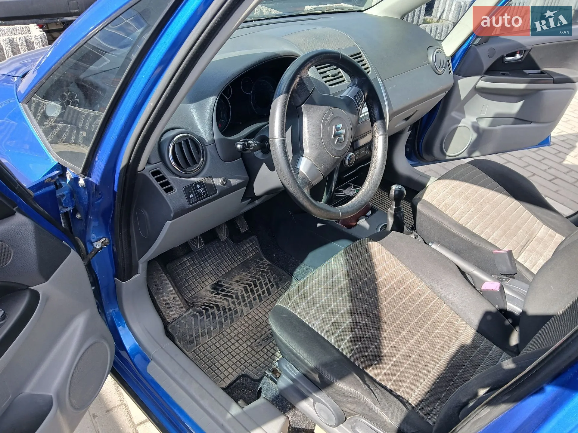 2011 Suzuki SX4 - мініатюра 8