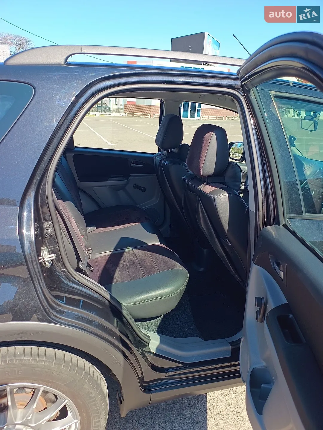 2013 Suzuki SX4 - мініатюра 16