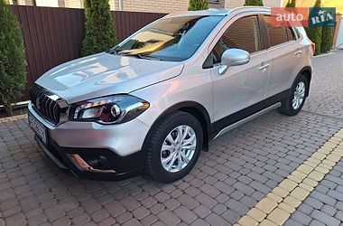 Позашляховик / Кросовер Suzuki SX4 2017 в Вінниці