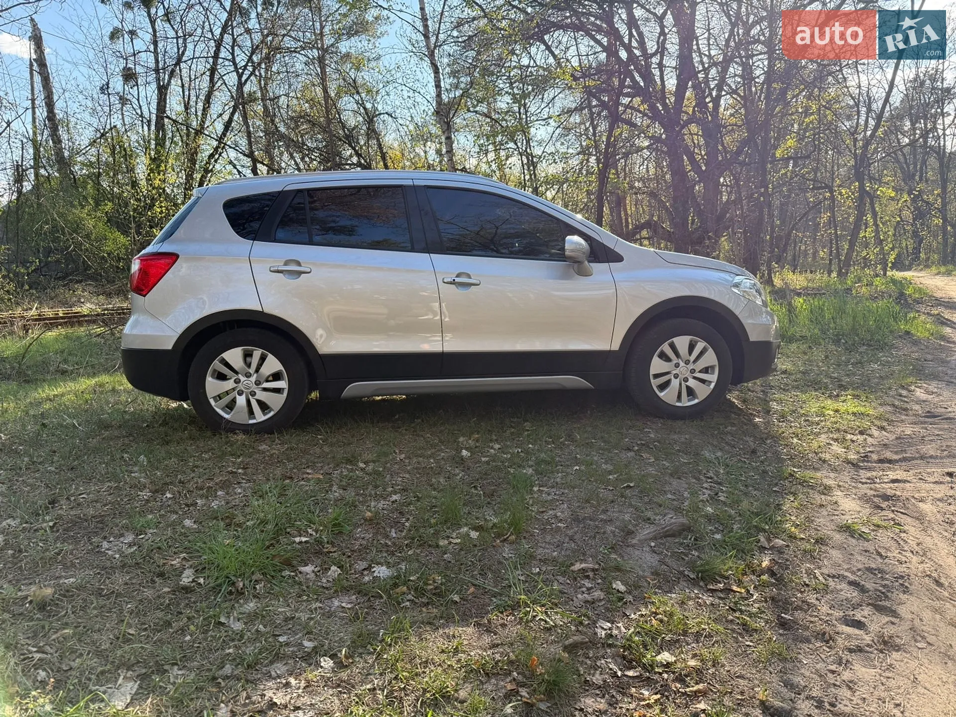 2015 Suzuki SX4 - мініатюра 21