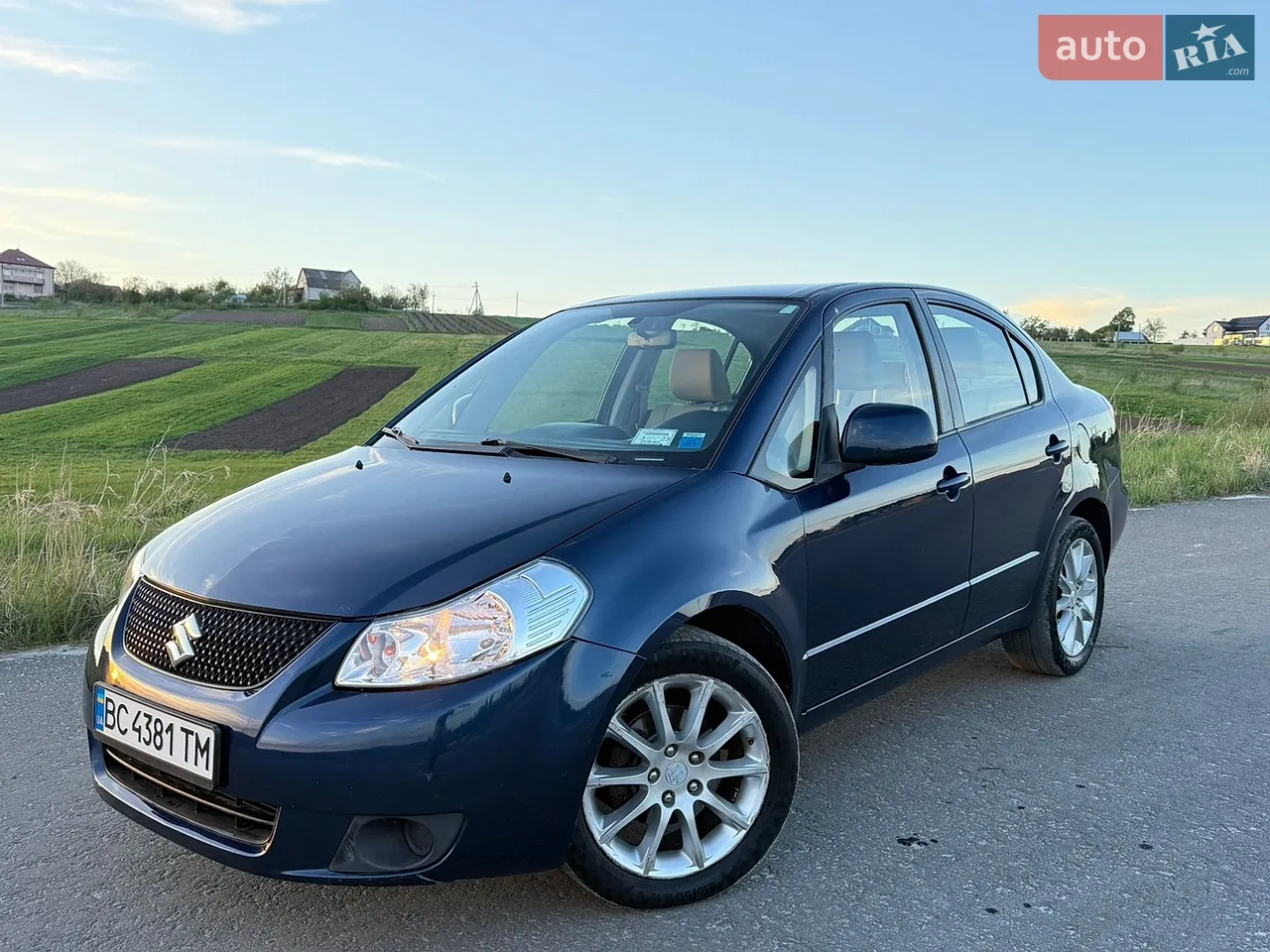 2011 Suzuki SX4 - мініатюра 30