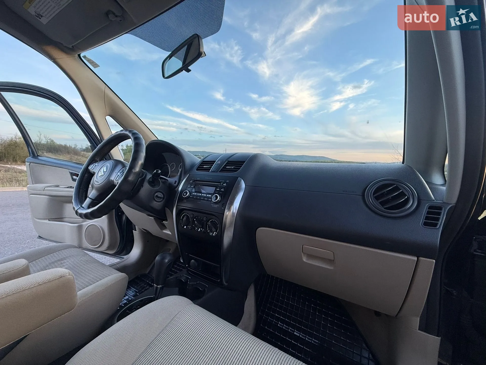 2010 Suzuki SX4 - мініатюра 21