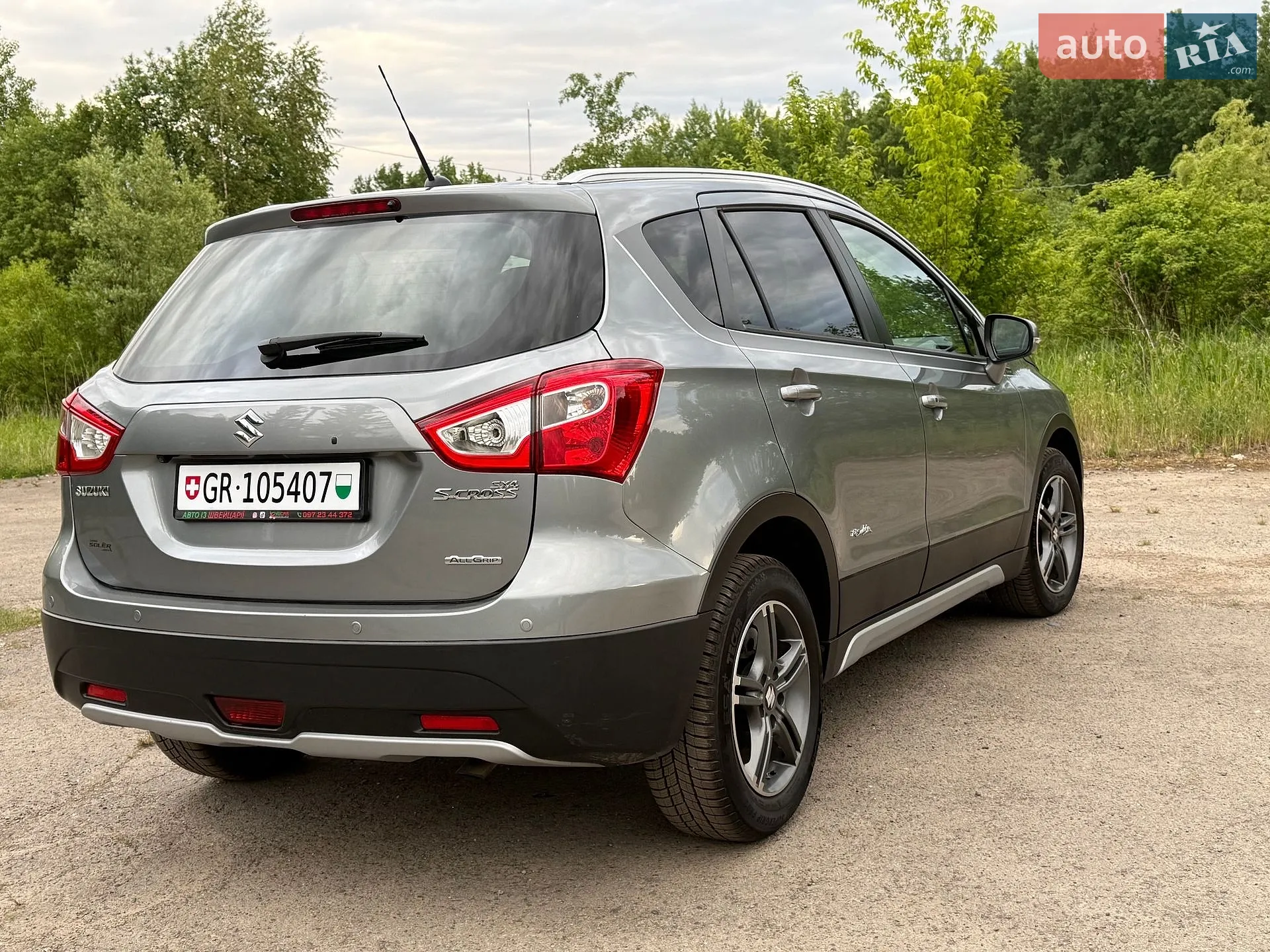 2015 Suzuki SX4 - мініатюра 12