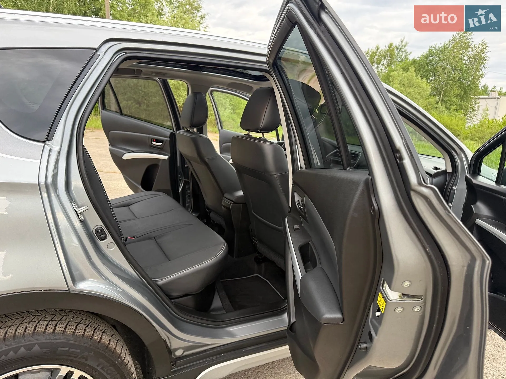 2015 Suzuki SX4 - мініатюра 29