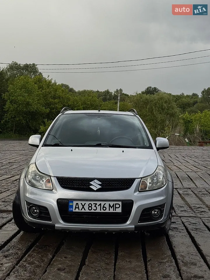 2010 Suzuki SX4 - мініатюра 11