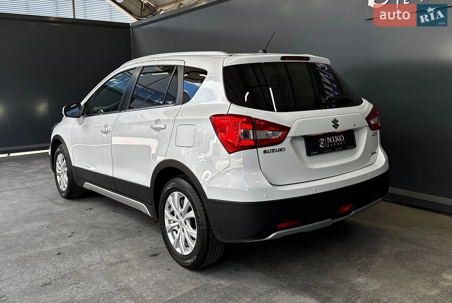 2017 Suzuki SX4 - мініатюра 11