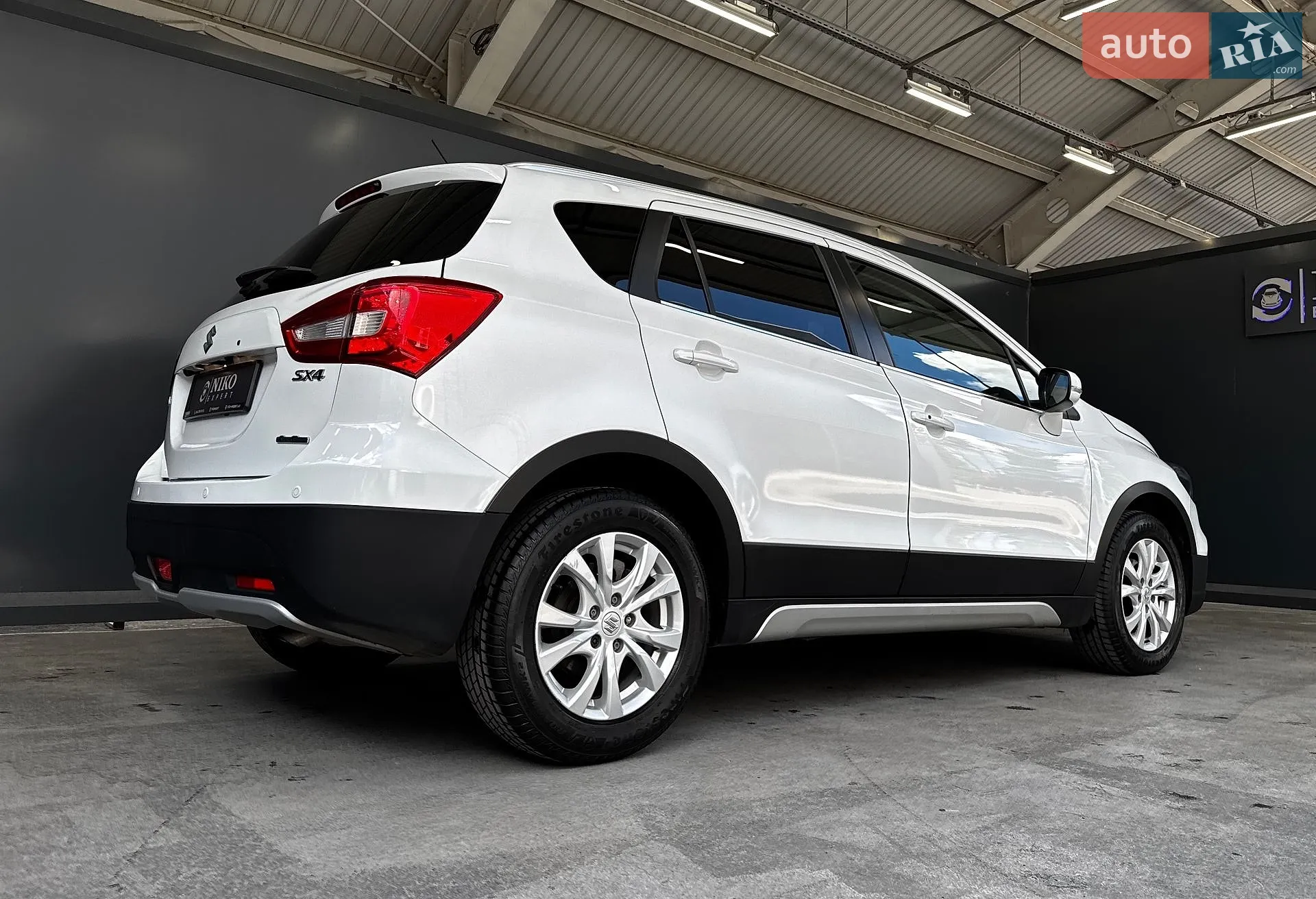 2017 Suzuki SX4 - мініатюра 16