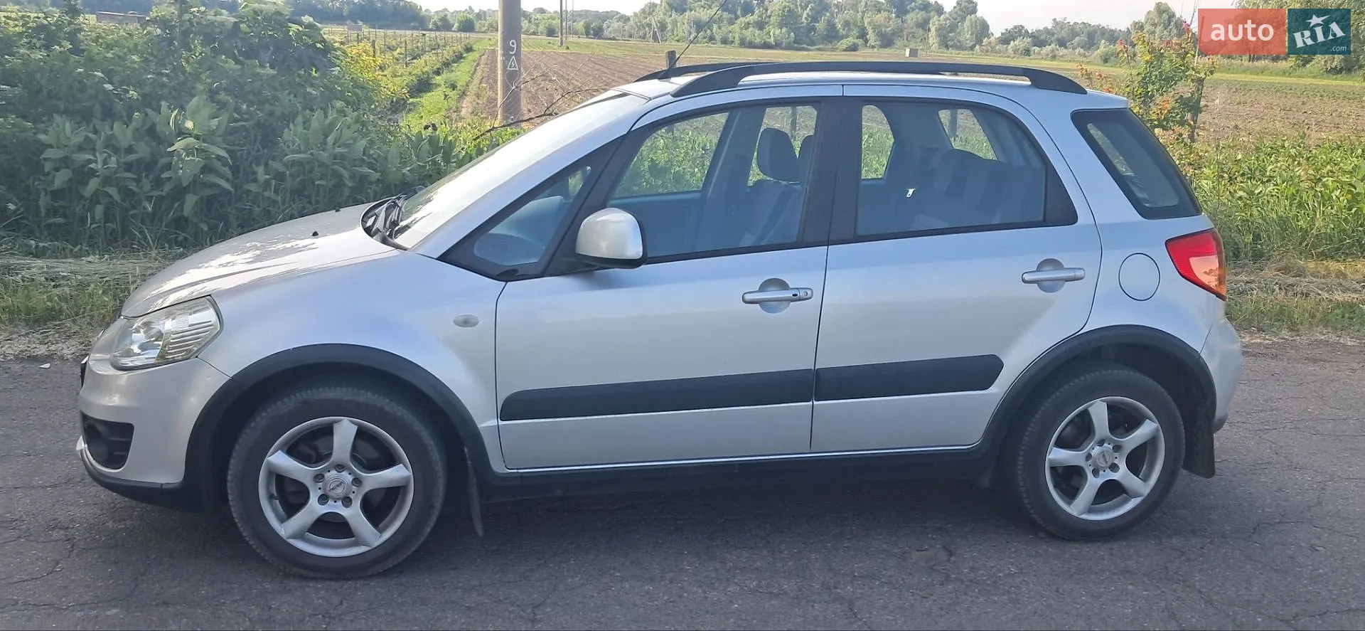 2011 Suzuki SX4 - мініатюра 36