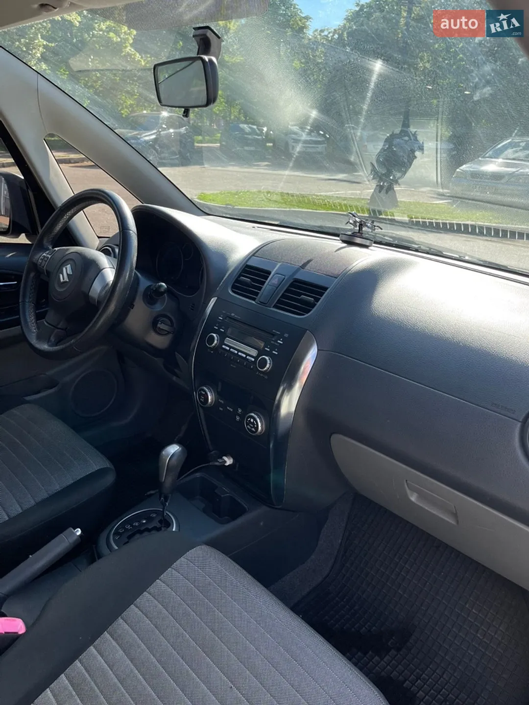 2010 Suzuki SX4 - мініатюра 8