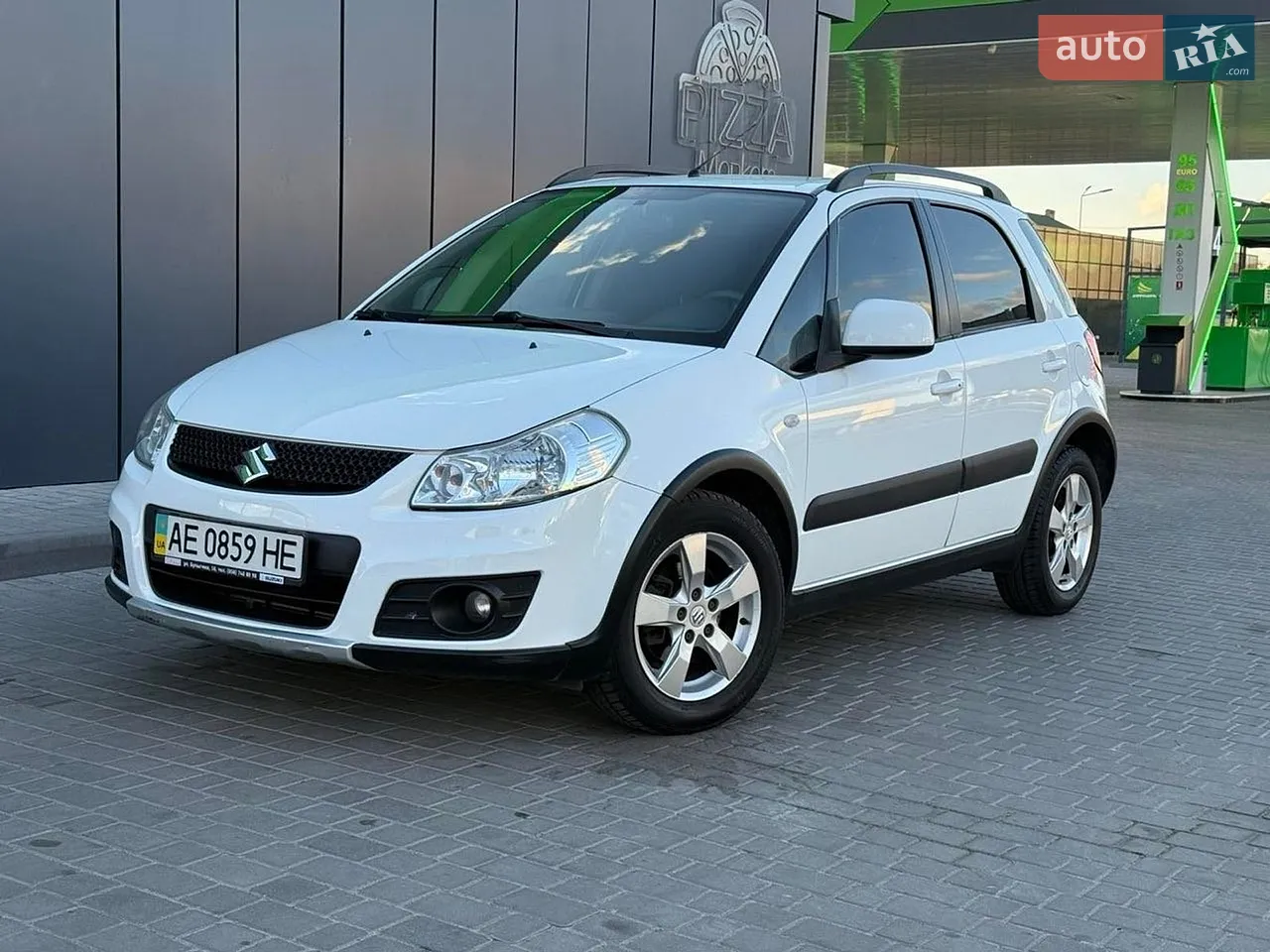 2011 Suzuki SX4 - мініатюра 30