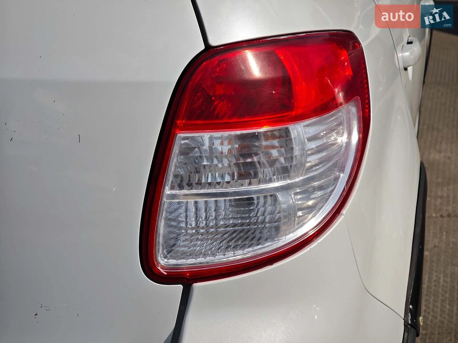 2011 Suzuki SX4 - мініатюра 11