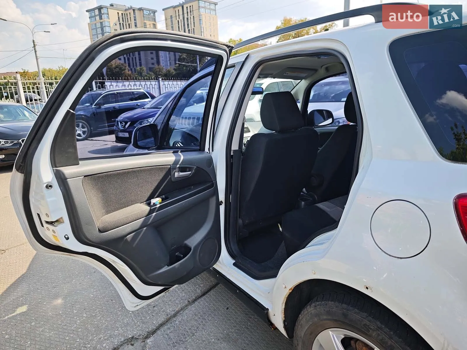 2011 Suzuki SX4 - мініатюра 15