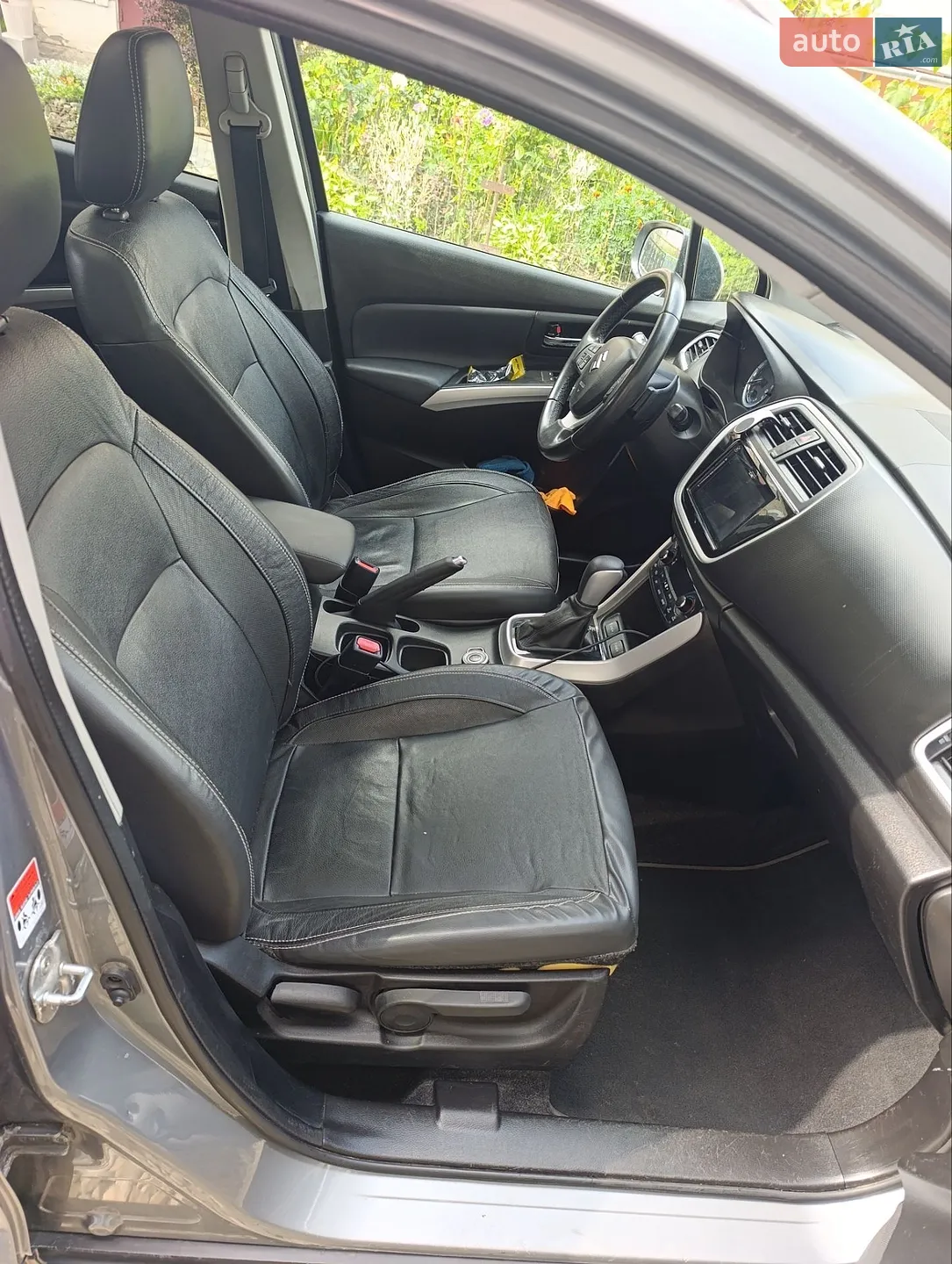 2016 Suzuki SX4 - мініатюра 10