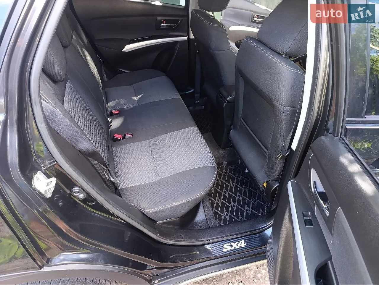 2014 Suzuki SX4 - мініатюра 37