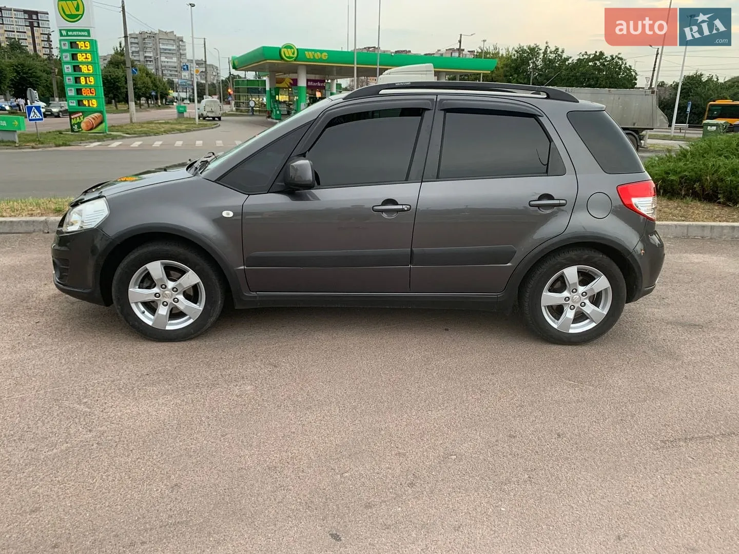 2012 Suzuki SX4 - мініатюра 3