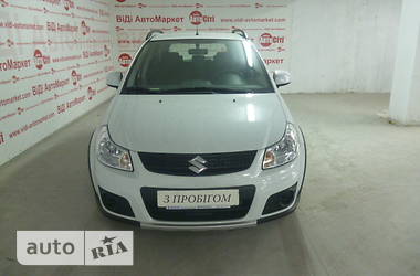 Хэтчбек Suzuki SX4 2013 в 