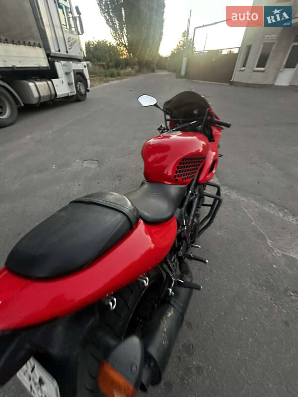 Спортбайк Suzuki TL 1000S 2001 в Києві