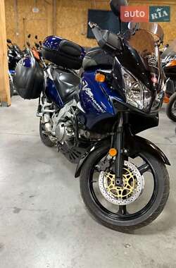 Мотоцикл Позашляховий (Enduro) Suzuki V-Strom 1000 2002 в Чернігові