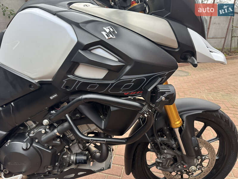 Мотоцикл Без обтекателей (Naked bike) Suzuki V-Strom 1000 2014 в Сновске