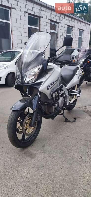 Suzuki V-Strom 1000 2003