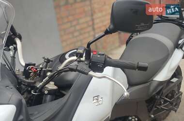 Мотоцикл Спорт-туризм Suzuki V-Strom 650/XT 2015 в 