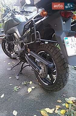 Мотоцикл Туризм Suzuki V-Strom 650 2008 в 