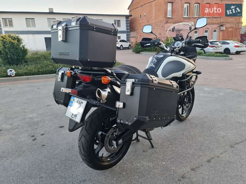 Мотоцикл Багатоцільовий (All-round) Suzuki V-Strom 650 2012 в Житомирі фото 5 Мотоцикл Багатоцільовий (All-round) Suzuki V-Strom 650 2012 в Житомирі
