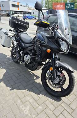Мотоцикл Туризм Suzuki V-Strom 650 2012 в 