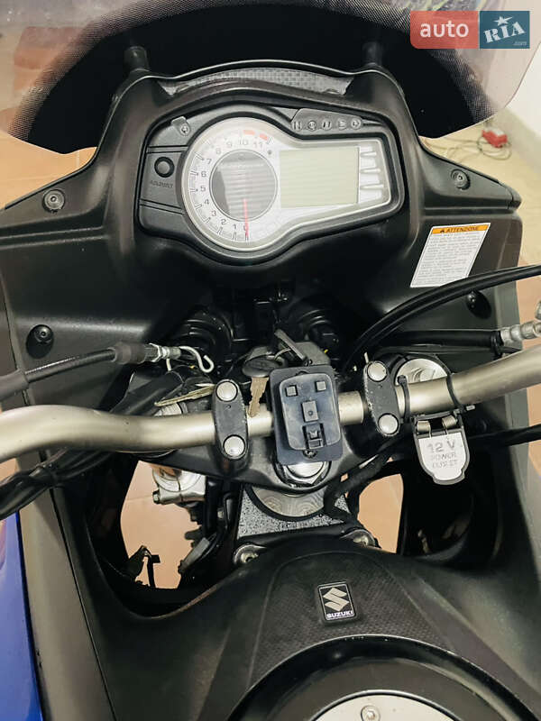 Мотоцикл Позашляховий (Enduro) Suzuki V-Strom 650 2013 в Києві
