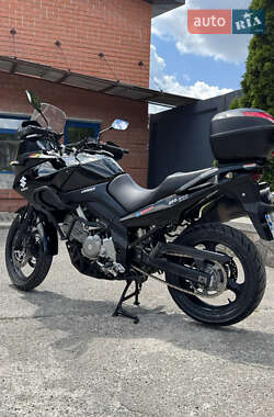 Мотоцикл Многоцелевой (All-round) Suzuki V-Strom 650 2005 в 