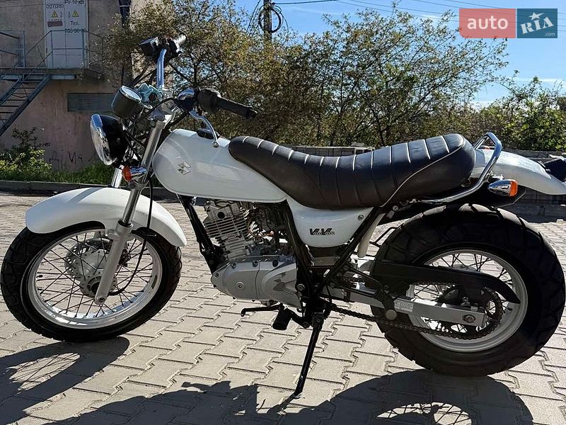 Suzuki VanVan 200 2010 Suzuki VanVan 200 2010