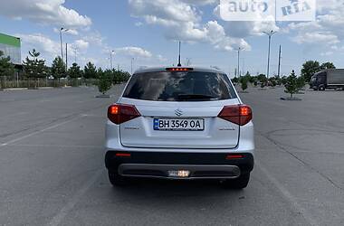 Позашляховик / Кросовер Suzuki Vitara 2019 в Одесі