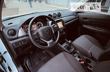 Внедорожник / Кроссовер Suzuki Vitara 2019 в Киеве