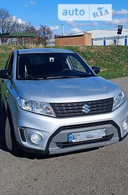 Внедорожник / Кроссовер Suzuki Vitara 2015 в Полтаве